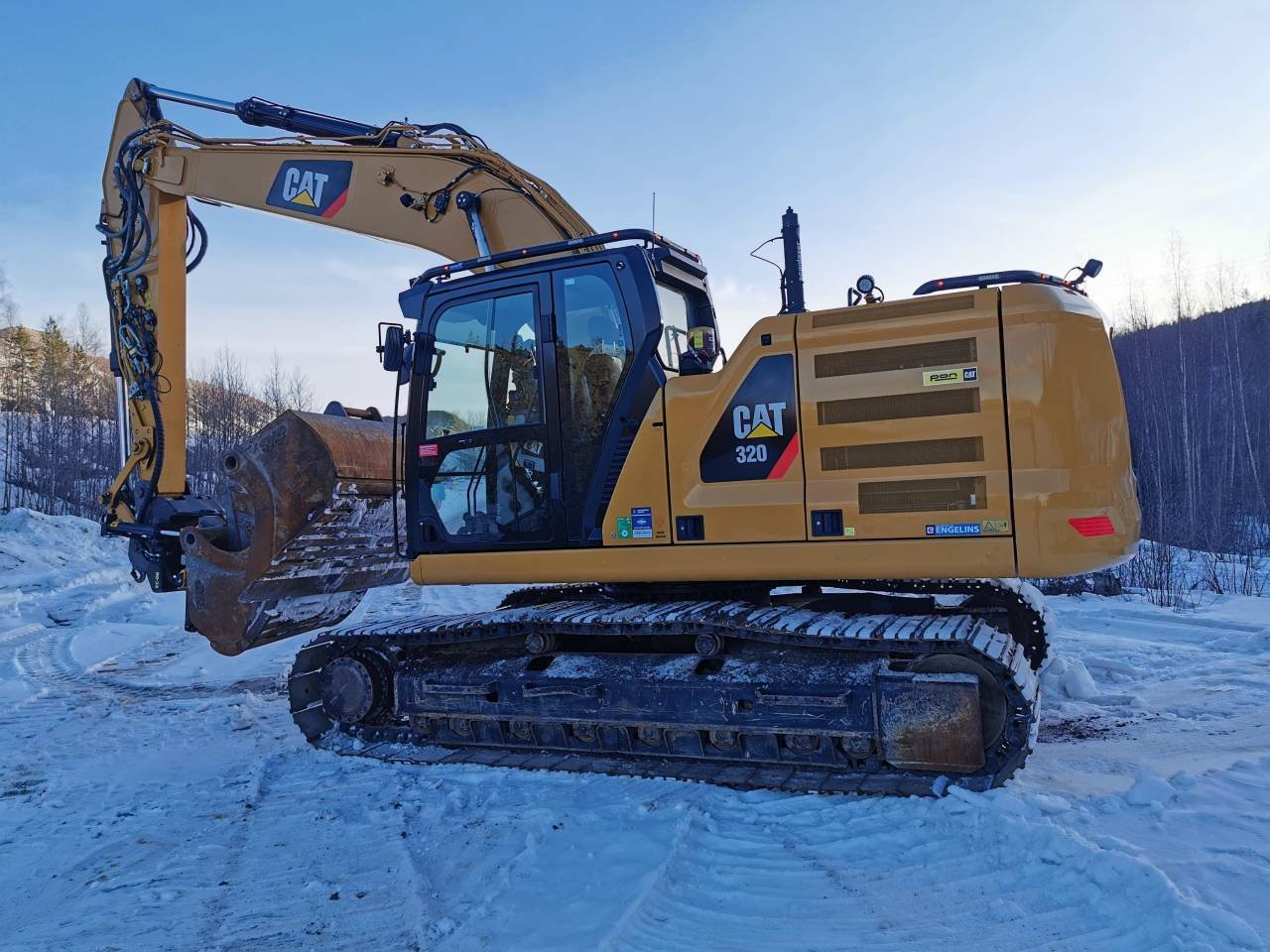 Caterpillar 320 Next Gen, Lei...