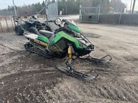 Polaris Khaos 9R 146" slash Köp ONLINE Säljuppdrag