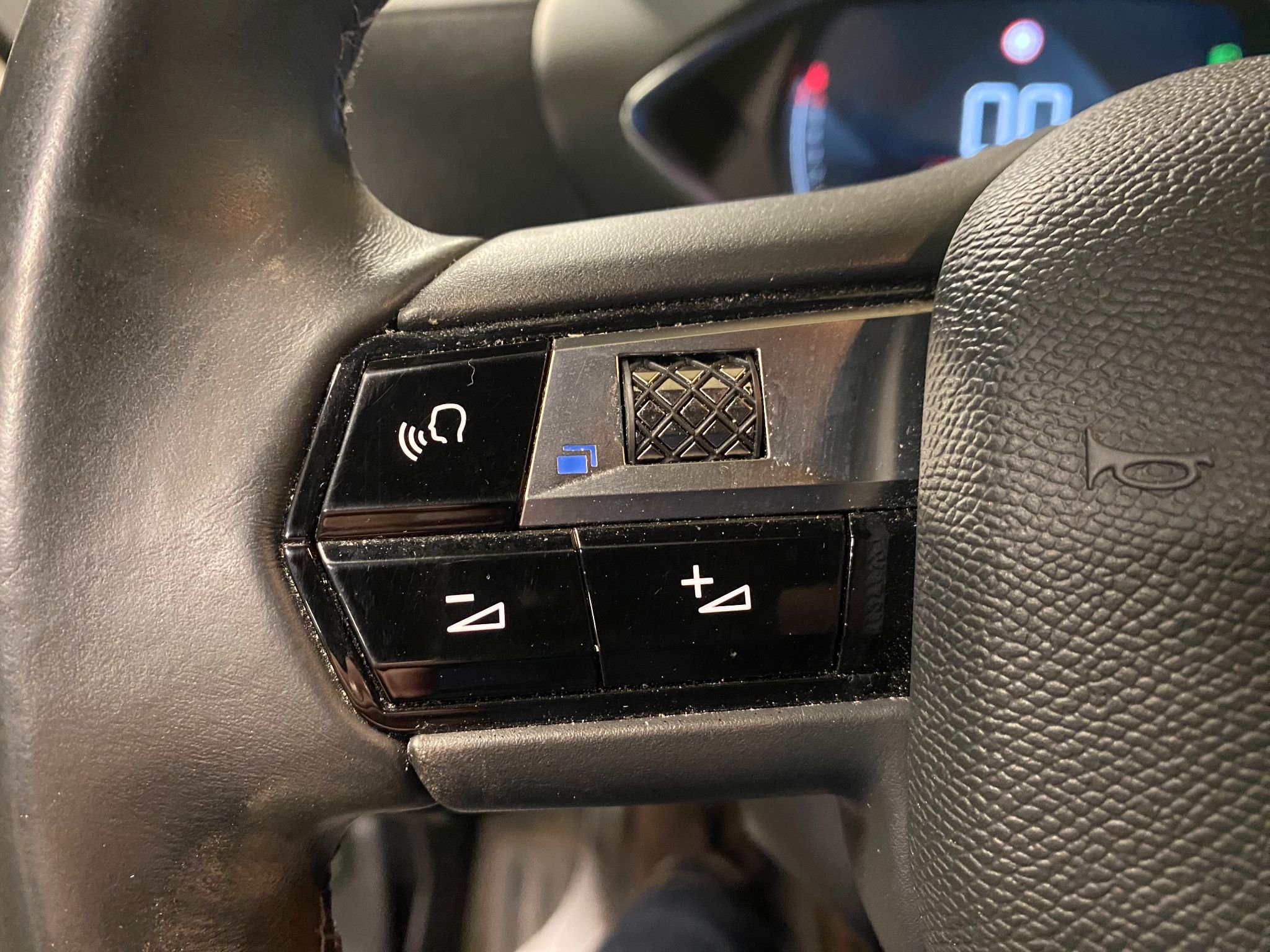 DS 3 Crossback 1.2 PureTech Manuell, 100hk, 2022