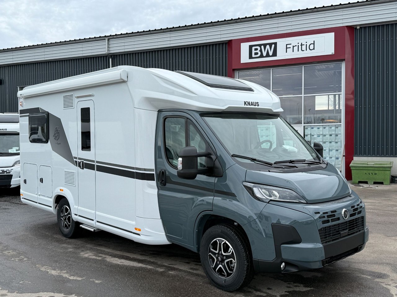 Knaus L!ve Wave 650 MF – Fra...