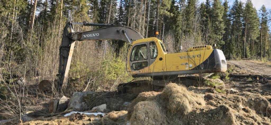 Volvo EC 240 LC