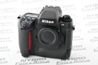 Analoga kameror och Objektiv, Nikon, Olympus