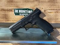 CZ P10