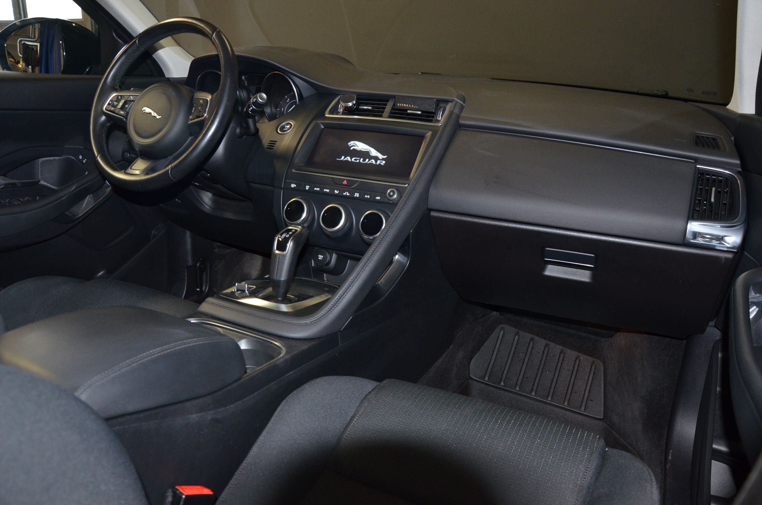 Jaguar E-Pace D150 AWD Automatisk, 150hk, 2019