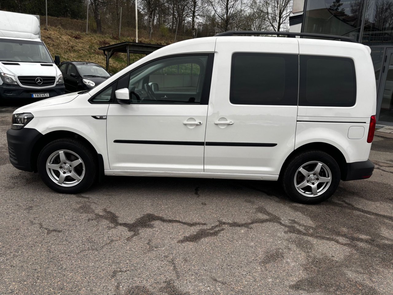 Volkswagen Caddy VI KÖPER CAD...