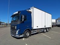 Volvo FH 6x2 Skåpbil