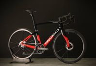PINARELLO F7 / ULTEGRA / MOST ULTRA FAST / 53, 56CM / RED