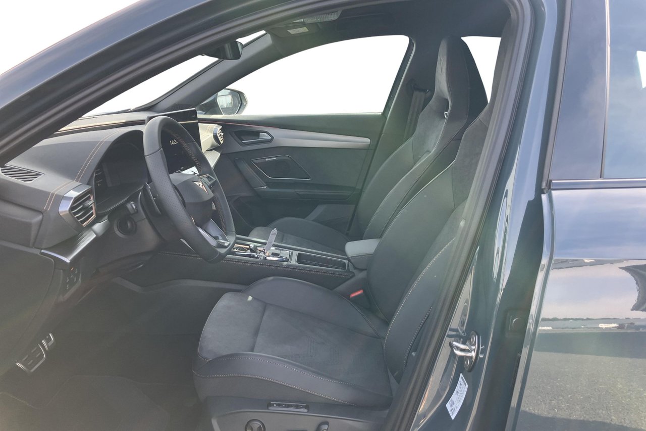 CUPRA Formentor VZ e-Hybrid DSG sekvensiell, 6-trinn, 272ps, 2025