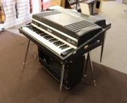 Begagnat Rhodes Fifty Four Mark II från 1979 hos Musikbörsen