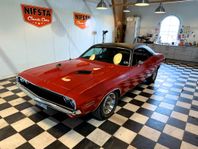 Dodge Challenger R/T 383 Magnum