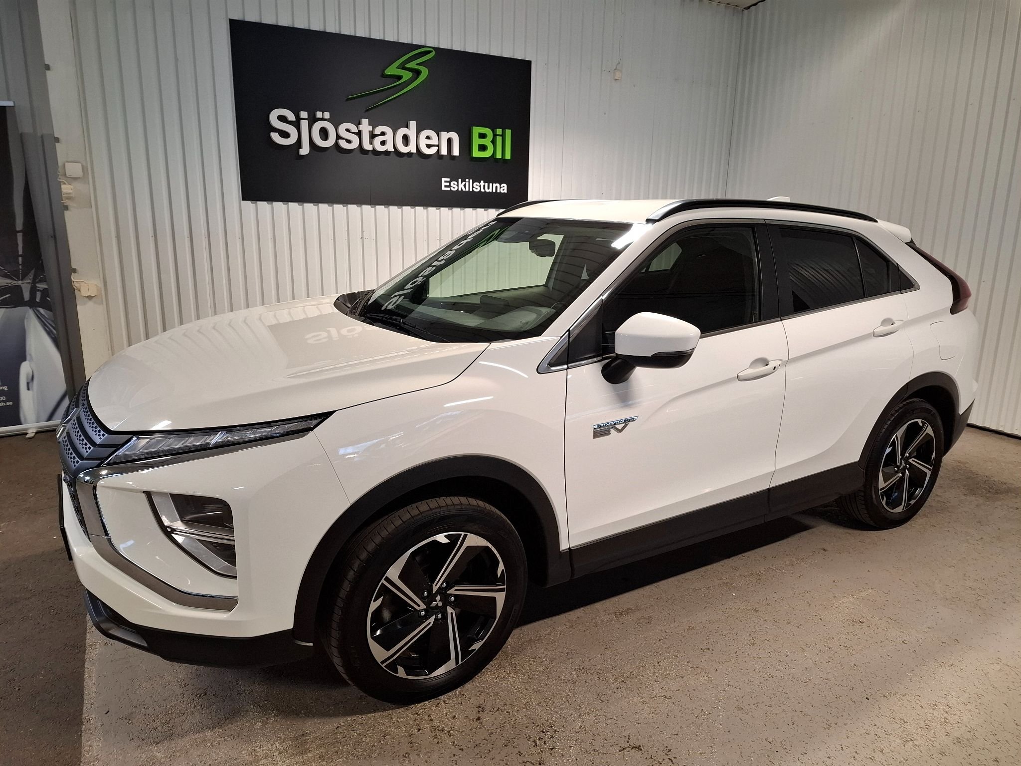 Mitsubishi Eclipse Cross Plug-In Hybrid 2.4 4WD CVT, 188hk, 2021