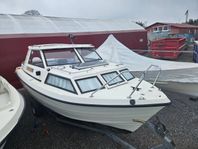 Uttern 6300 Med Selva 150hk från 2009 och upptagningsvagn