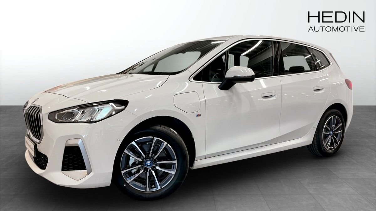 BMW 225e xDrive Active Tourer Steptronic, 7-trinn, 245hk, 2024