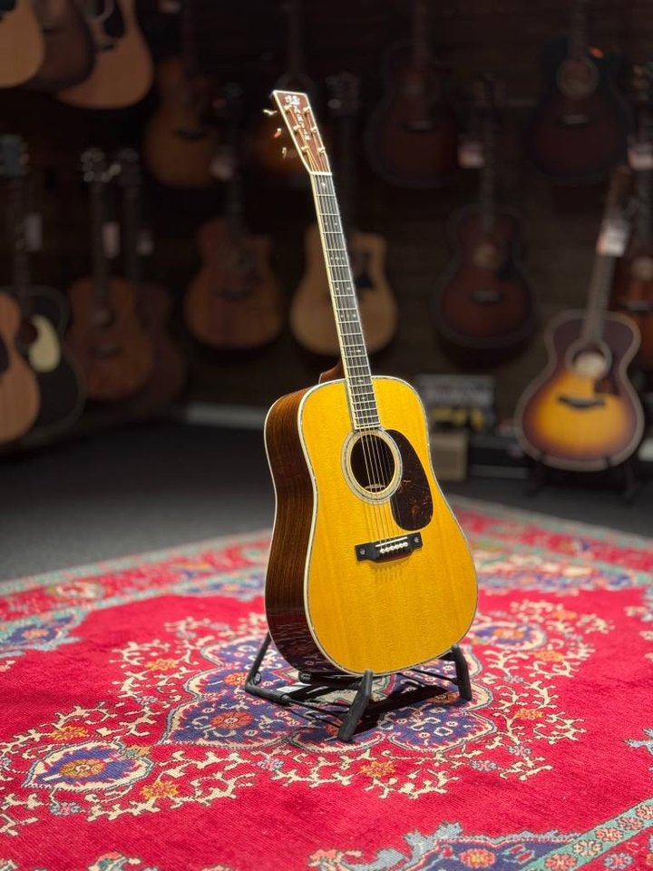 Martin D-42