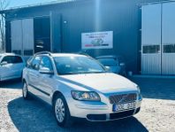 Volvo V50 2.0 D Kinetic Dragkrok Nybesiktad