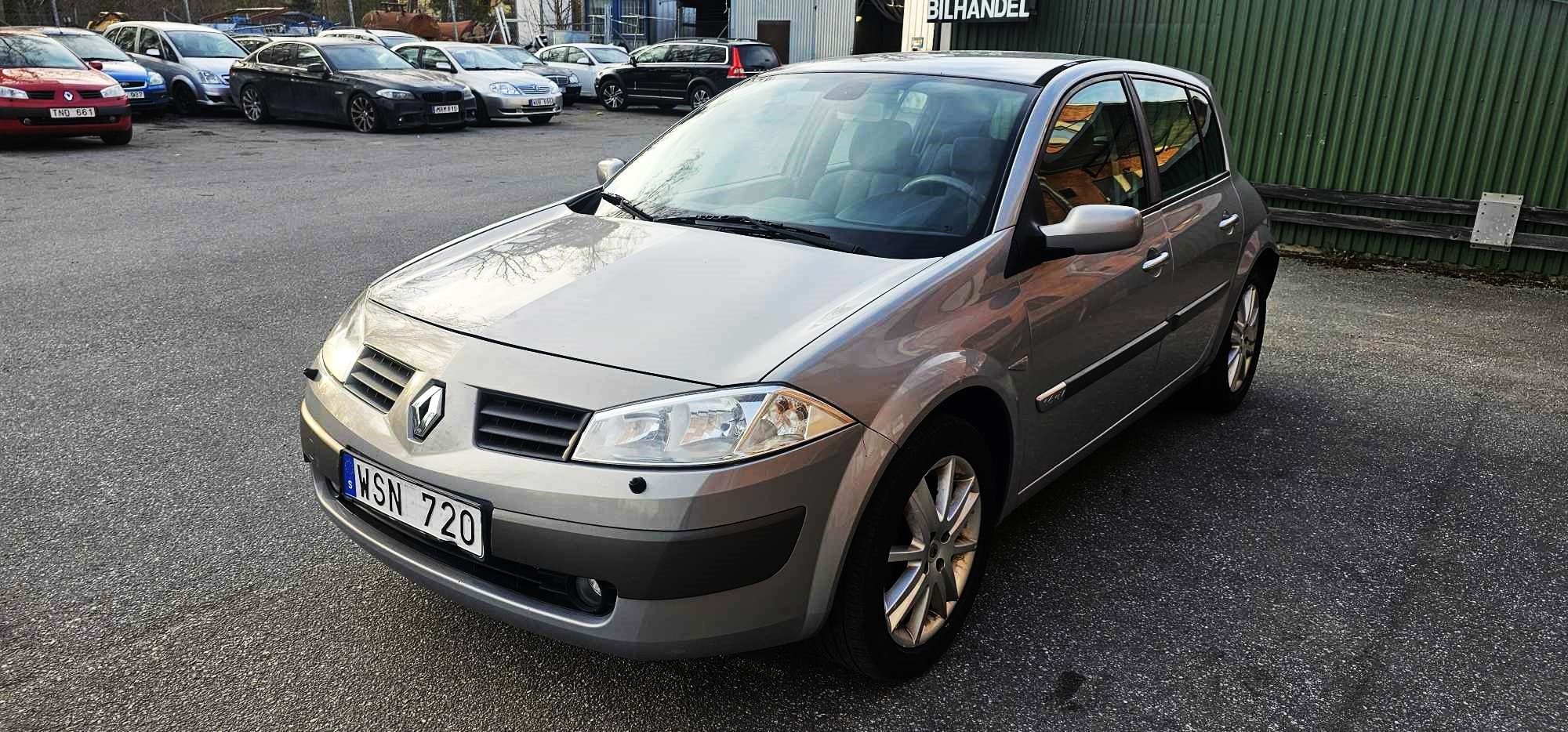 Renault Mégane 5-door 1.6 Manual, 113hp, 2005