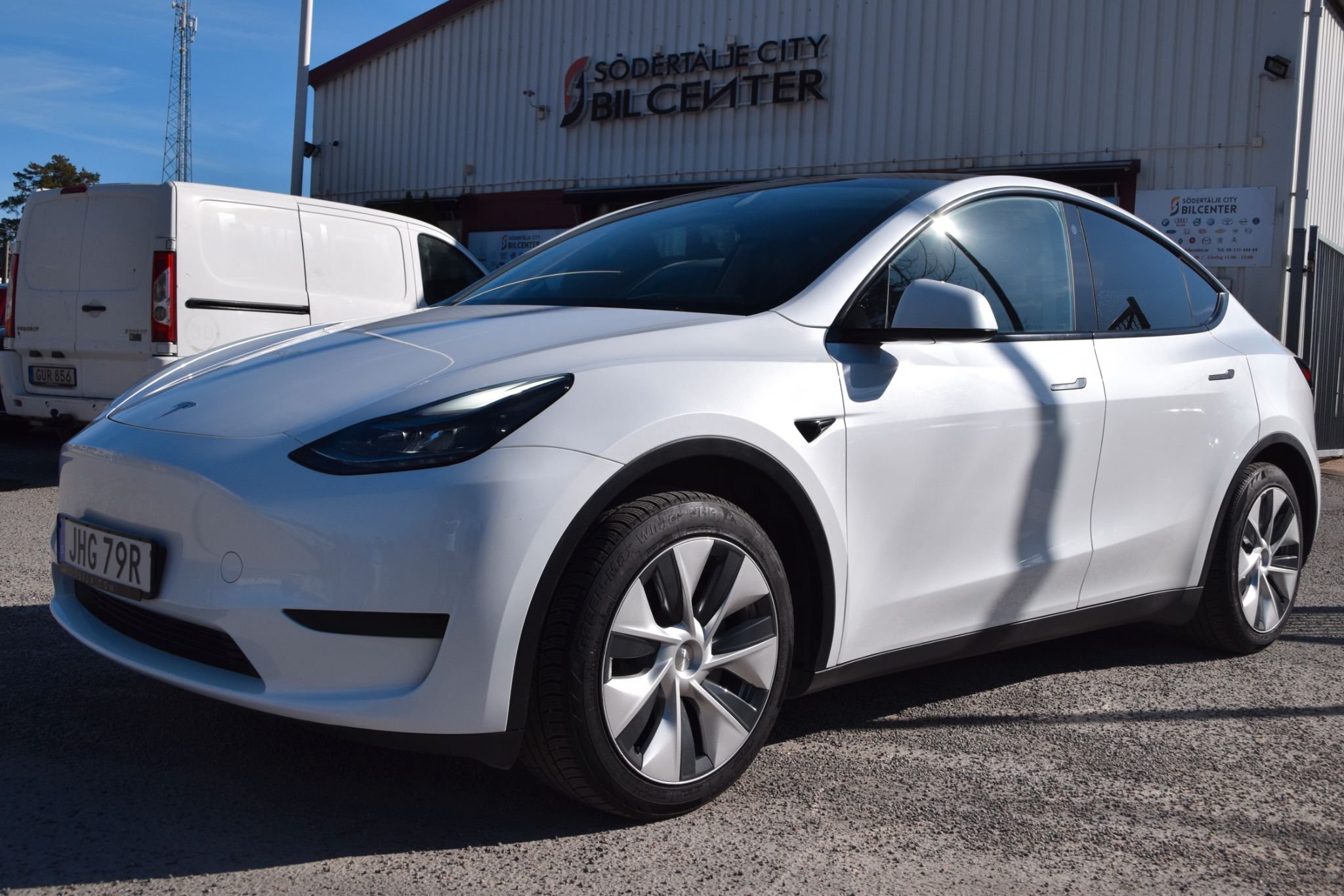 Tesla Model Y Standard Range RWD, 299hk, 2023