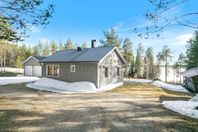Välskött med dubbelgarage och utsökt läge