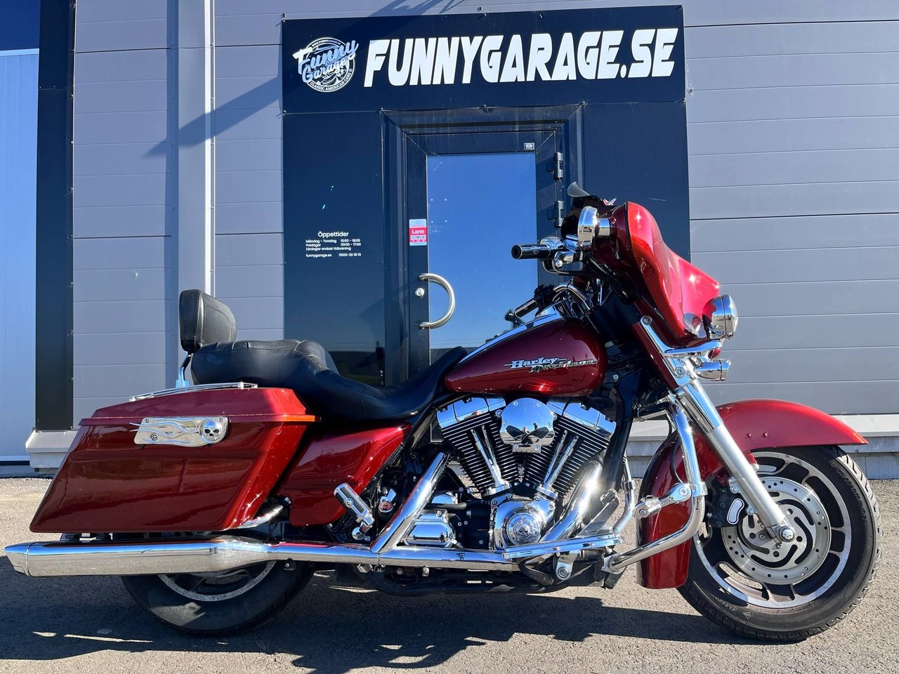 Harley-Davidson Street Glide ...