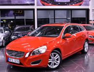 Volvo V60 D4 AWD Geartronic|Taklucka|Skinnklädsel|Nybesiktad