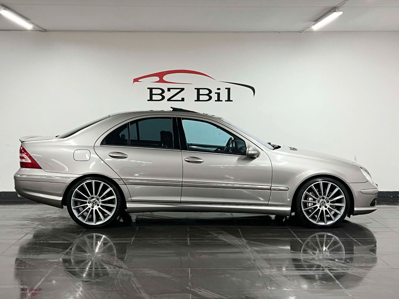Mercedes-Benz C 55 AMG Automatisk, 5-trinn, 367ps, 2005
