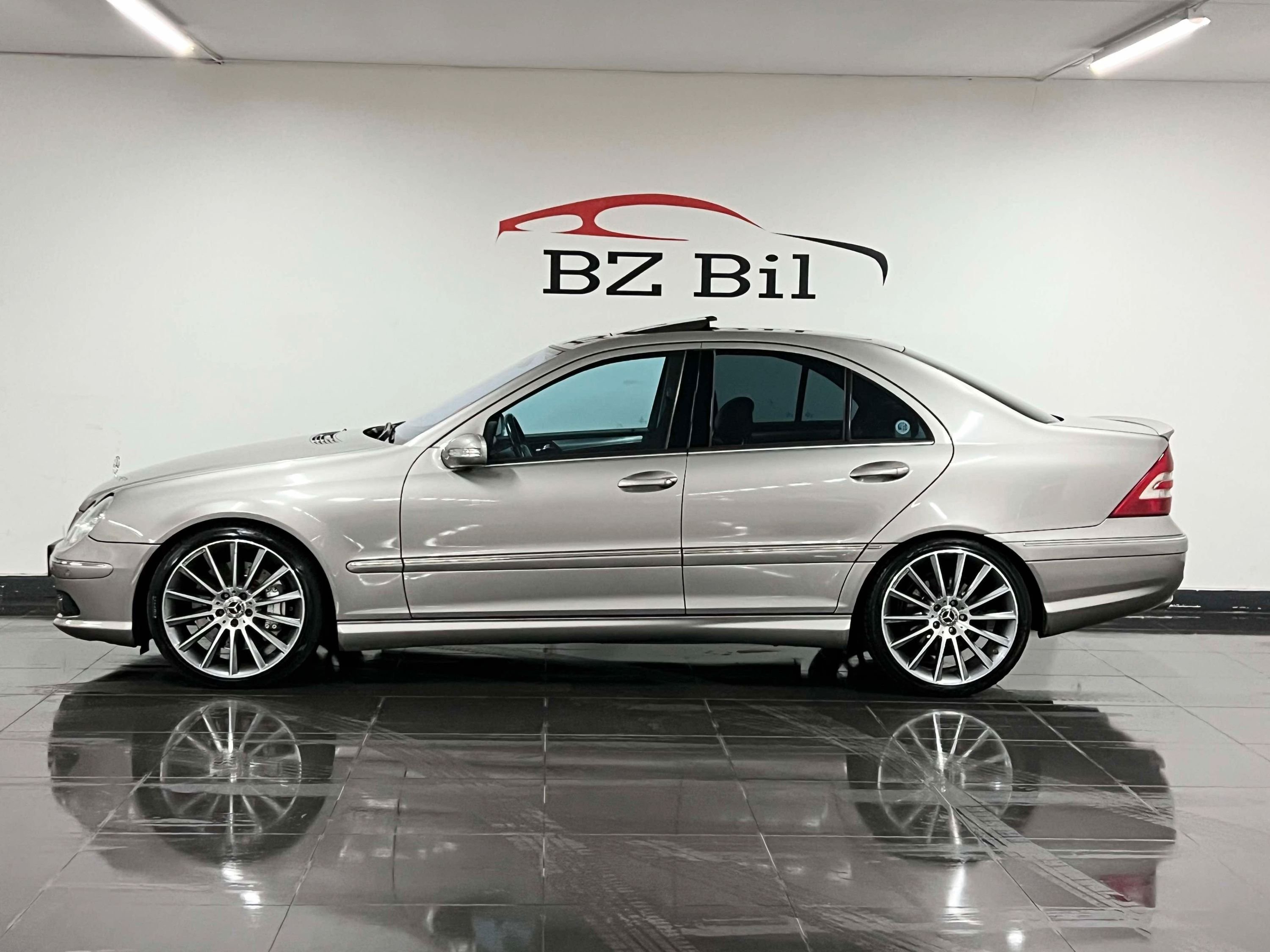 Mercedes-Benz C 55 AMG Automatisk, 5-trinn, 367ps, 2005