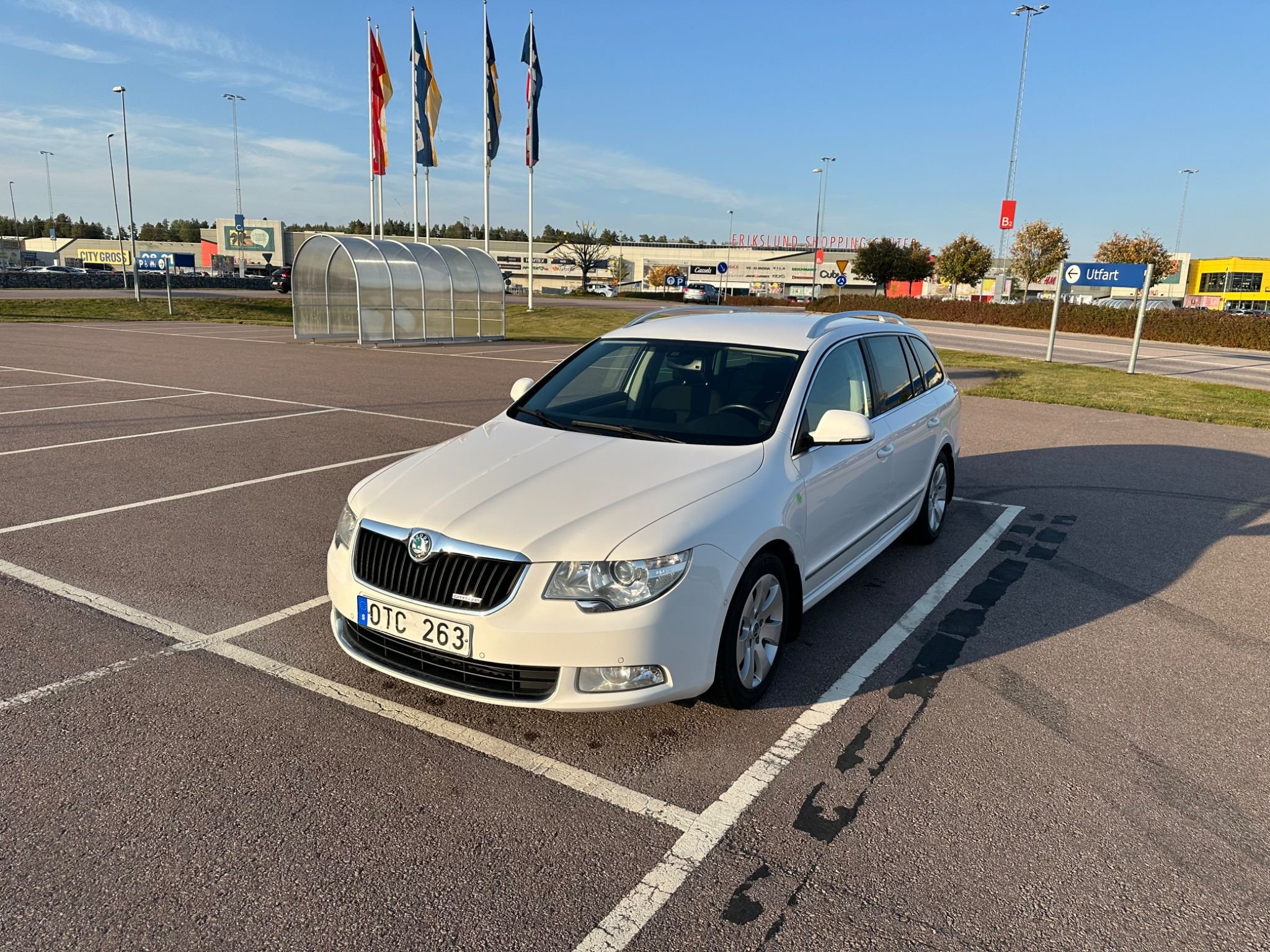 Škoda Superb Kombi 1.6 TDI Manuell, 105hk, 2012