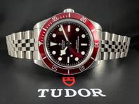 Tudor Black Bay 58 Burgundy 39mm Fullset 2025 Ny