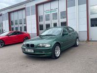 BMW 320 i Sedan 2-Brukare | Låga Mil|  Svensksåld