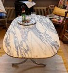 Elegant soffbord i marmor