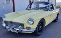 MG MGB 1.8 Välrenoverad och i Race-look stil