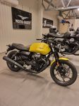 Moto Guzzi V7 Stone Finns i olika färger