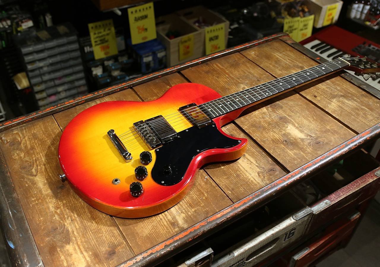 Begagnad Gibson L6S Custom fr...