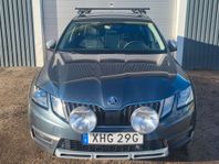 Skoda Octavia Scout 2.0 TDI 4x4 Premium Nya Digitala instr.