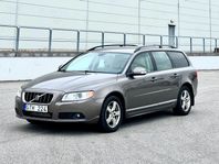 Volvo V70 D5 AWD Momentum Dragkrok Euro 4 Nybesiktad
