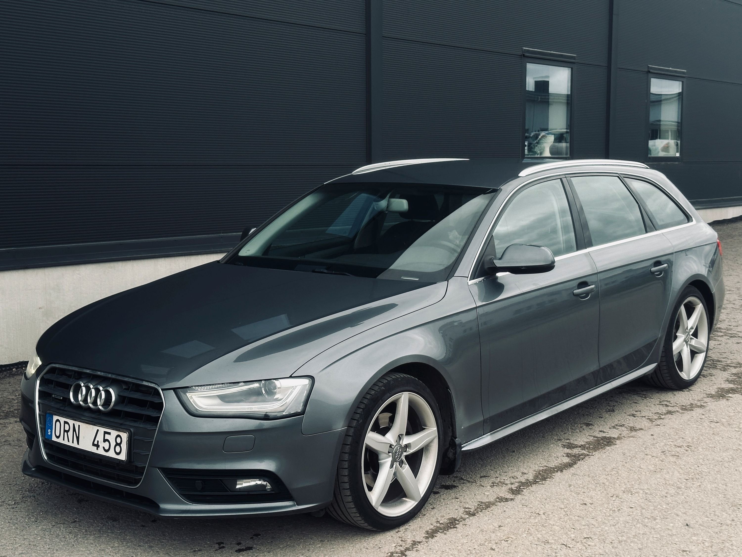 Audi A4 Avant 2.0 TDI DPF quattro S Tronic, 177hk, 2013