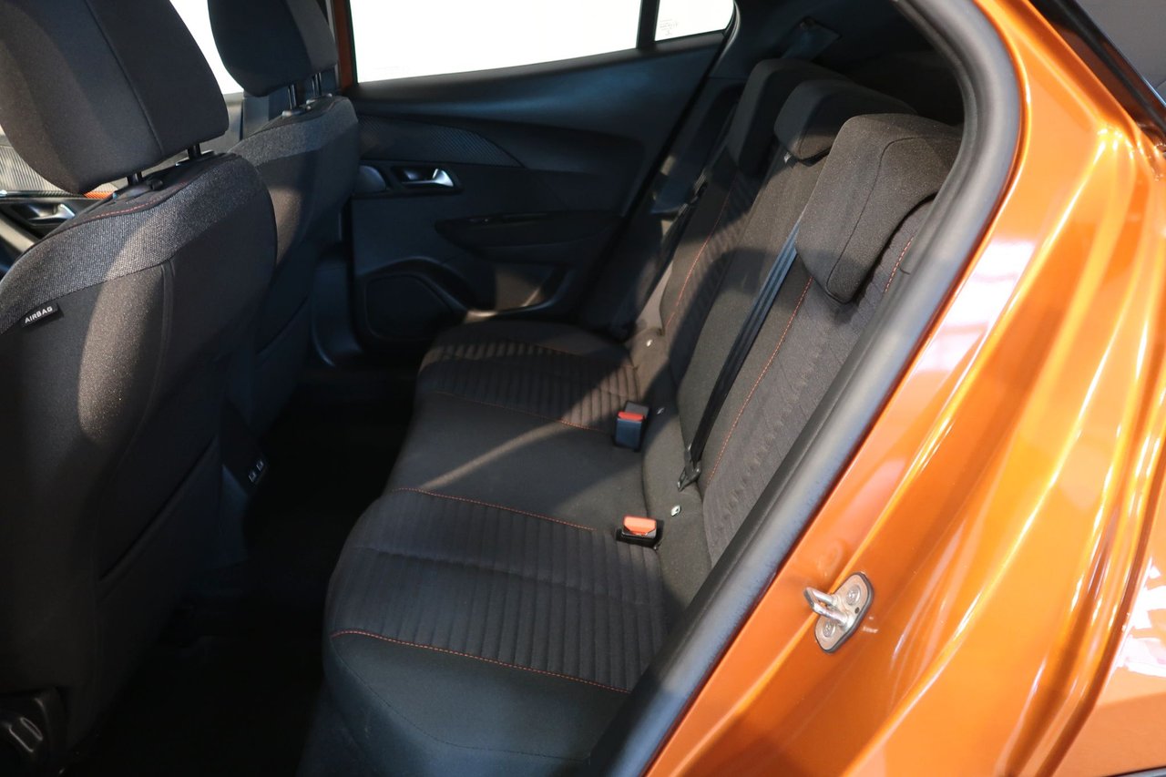 Peugeot e-2008, 136hk, 2021