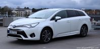 Toyota Avensis 1.8 Touring Automat S/V-hjul M-värmare