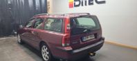 Volvo V70 2.5T AWD Business Nybesiktigad, dragkrok