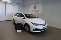 Toyota Auris Touring Sports Hybrid LågMil-SoV-Auto-Active Eu