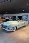 Cadillac Convertible mkt fin -53