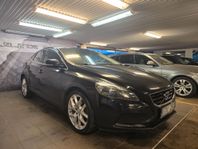 Volvo V40 D2 Momentum, NYBesiktigad, NYServad