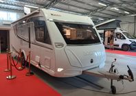 Kabe Imperial 560 XL king Alde Ugn Solcell Golvvärme AC KAMP