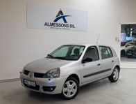Renault Clio 5-dörrars Halvkombi 1.2 Drag Comfort Lågmilare!