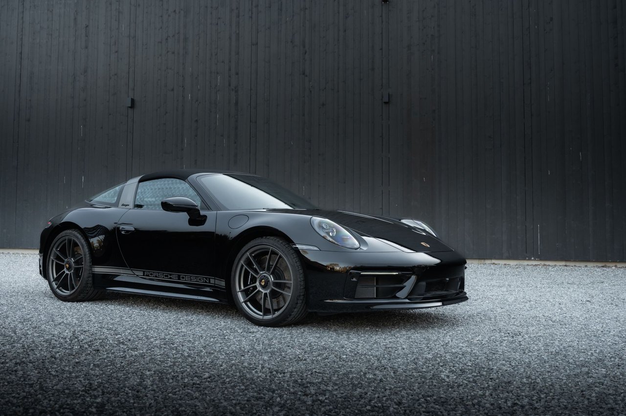 Porsche 911 992 Targa 4 GTS D...