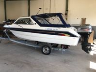 Bella 561 ht, års 2004,trailer, nytt kapell.