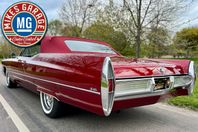 Cadillac De Ville Convertible  TRIPPELRÖD SKÖNHETSDROTTNING!