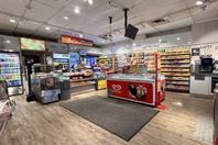 Spel & Tobaksbutik - På bästa läget i Södertälje Centrum
