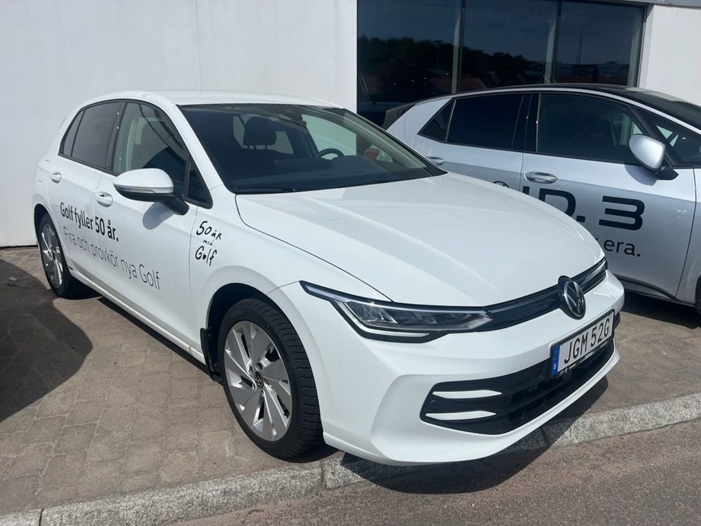 Volkswagen Golf LIFE 1.5 ETSI...
