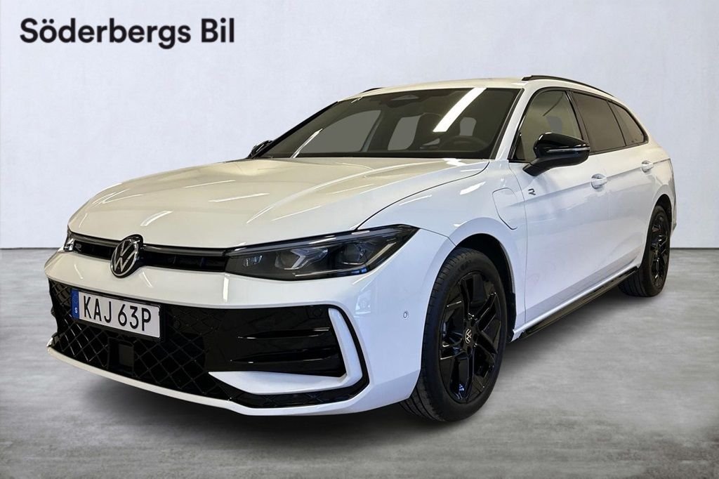 Volkswagen Passat Variant eHybrid 1.5 TSI OPF DSG Sequential, 272hp, 2024